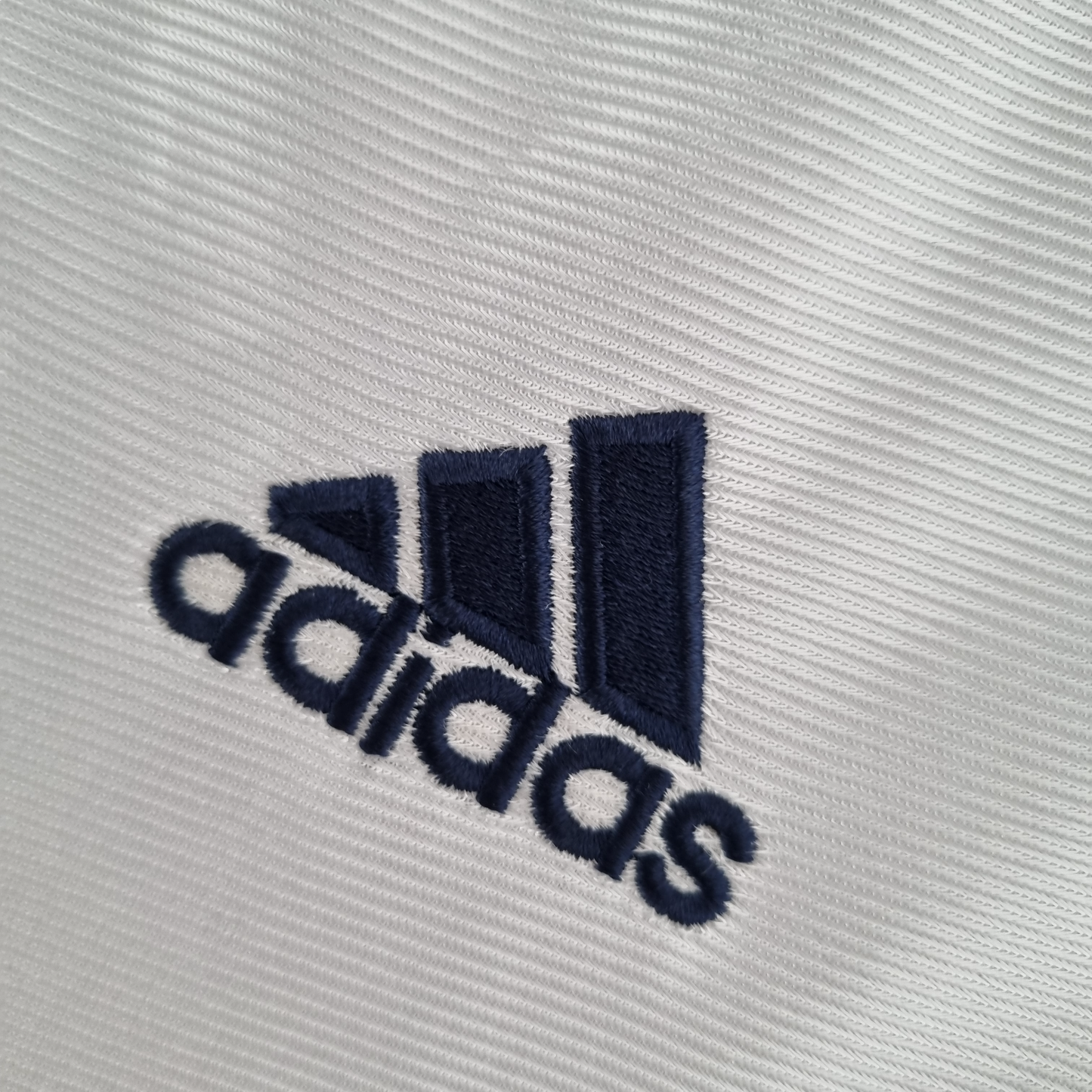 Real Madrid CF 1998-2000 Local Retro (Express)